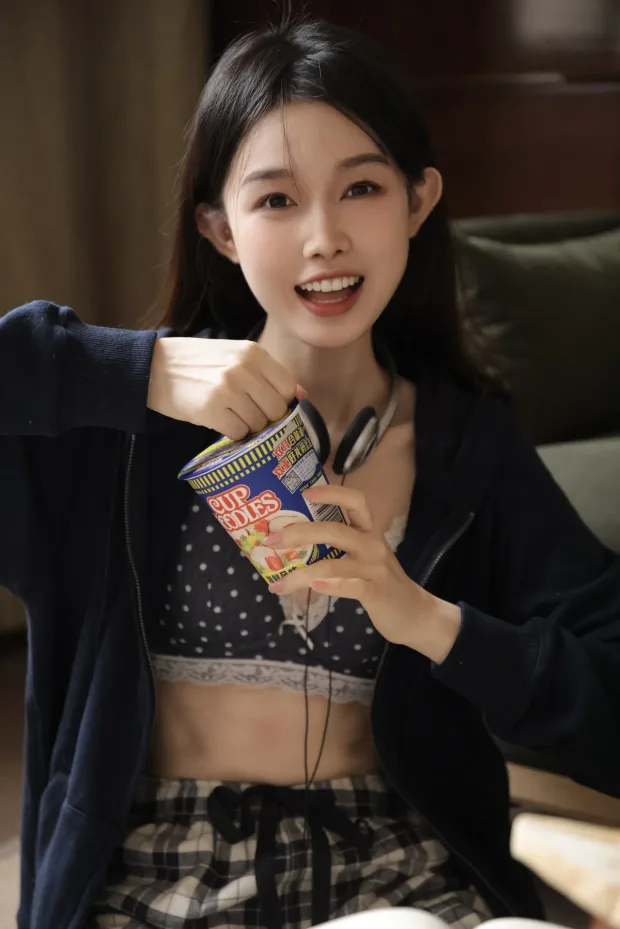 [艺图语]2023.01.02 Vol.2815 – 风吹半夏[26P] 8