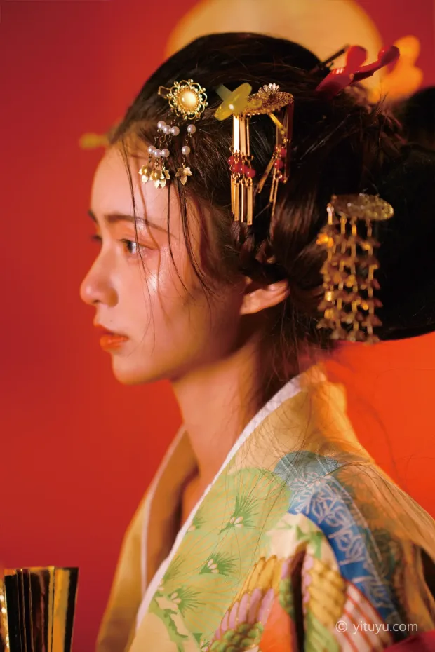 [艺图语] 2021.07.12 Vol.089 – 洛阳花魁 小圆[40P] 7