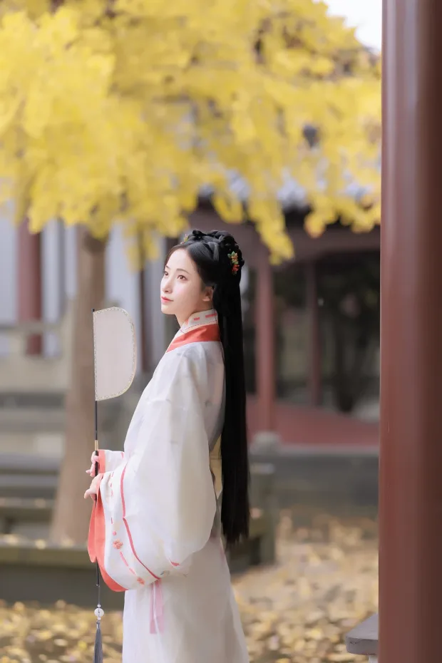 [艺图语]2023.01.10 Vol.2886 – 雨中银杏[23P] 4
