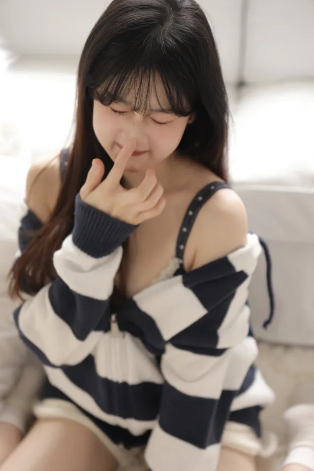 [艺图语]2022.12.31 Vol.2805 – 小鹅酱[26P] 4