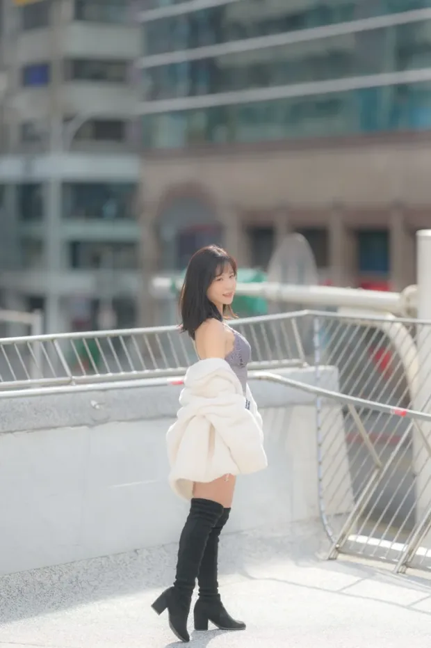 [街拍丝足] NO.215 YoYo 牛仔短裤长靴[109P] 5