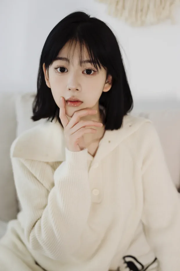 [艺图语]2023.02.01 Vol.2940 独处的房间[39P] 5