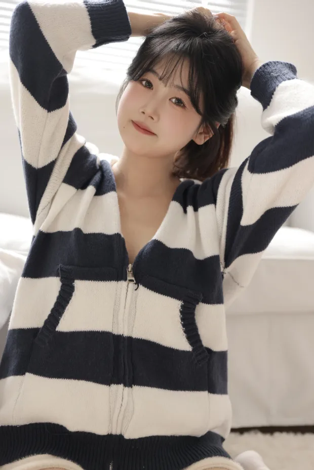 [艺图语]2022.12.31 Vol.2805 – 小鹅酱[26P] 7