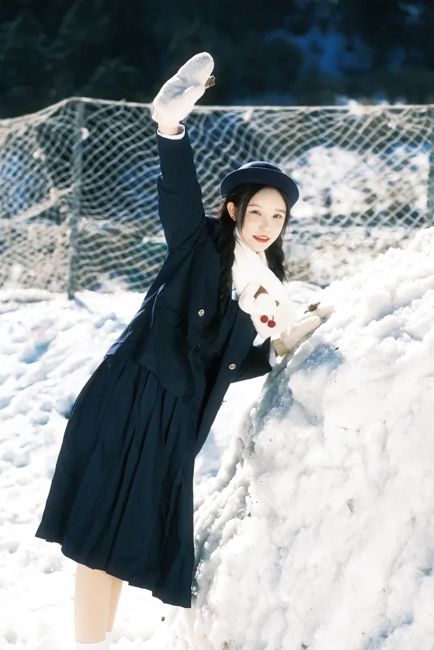 [艺图语]2022.12.30 Vol.2791 – 初雪在说我爱你[25P] 6