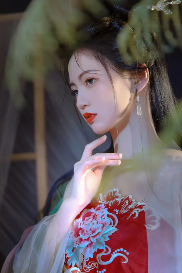 [艺图语]2023.03.09 Vol.3035 庭芜绿[30P] 7