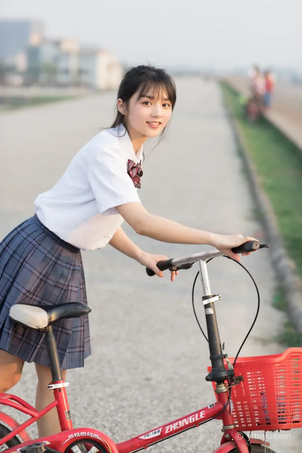 [艺图语] 2021.09.02 Vol.214 – 纯真年代 雨文[27P] 5