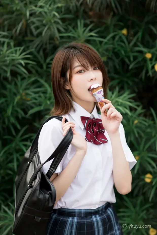 [艺图语] 2021.05.17 Vol.056 – 人间四月天 珺珺[27P] 3