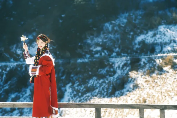 [艺图语]2023.01.01 Vol.2814 – 我离不开神山，你带一支格桑花走吧[21P] 8