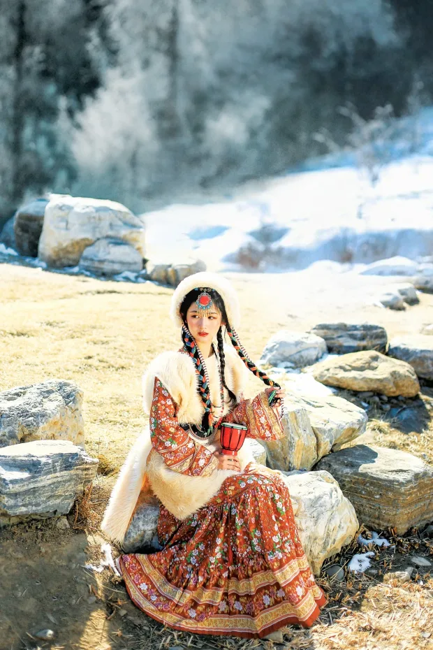 [艺图语]2023.01.01 Vol.2808 – 格桑花[21P] 4