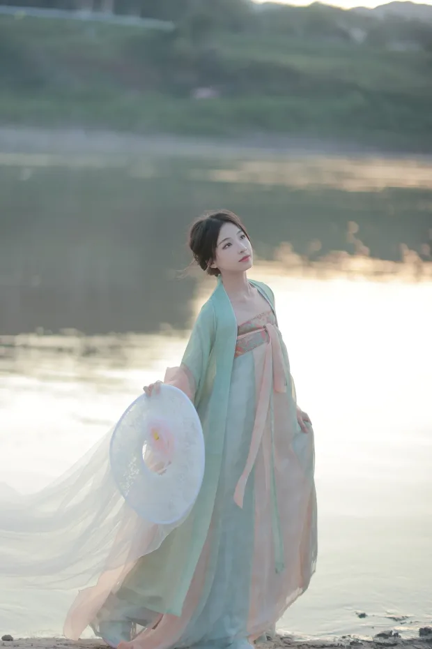 [艺图语]2022.12.15 Vol.2686 – 星河[22P] 3