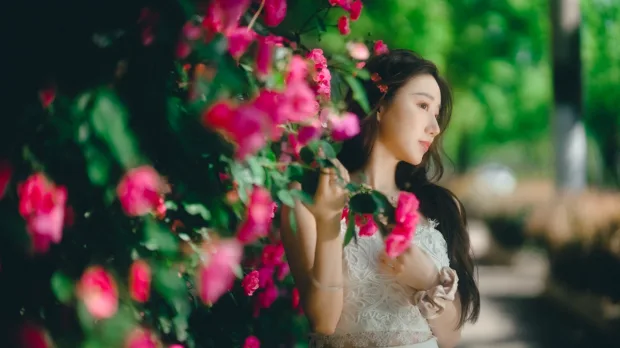 [艺图语]2023.05.20 Vol.3048 – 蔷薇花下[47P] 7