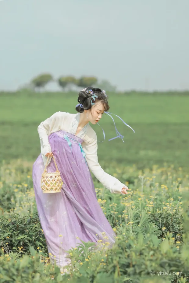 [艺图语] 2021.06.02 Vol.066 – 青青白茶 柚子[33P] 3
