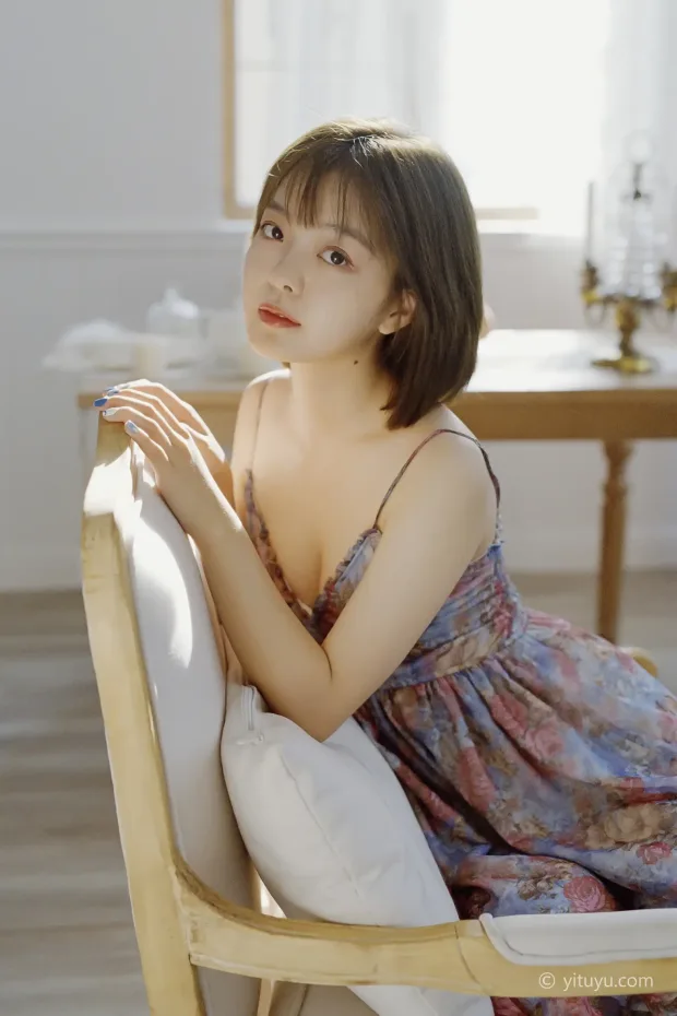 [艺图语] 2020.11.26 Vol.002 – 匆匆又夏天 carmen[33P] 5