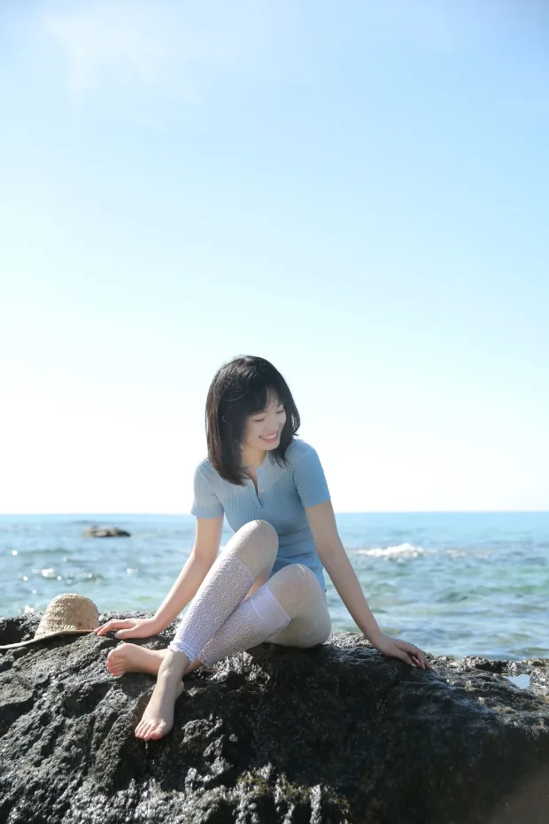 [艺图语]2022.12.09 Vol.2637 – 海岛盛夏[24P] 5
