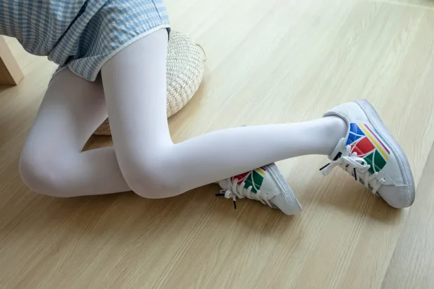 [MZSOCK]爱美足 NO.267 – 音音[143P] 2