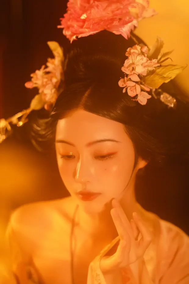 [艺图语] 2021.08.30 Vol.192 – 藏娇 兰因[24P] 5