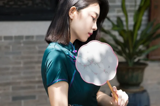 [艺图语] 2021.09.20 Vol.303 – 芳华 Neida[34P] 5