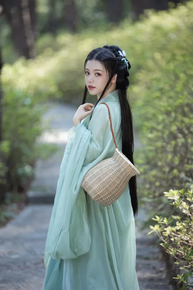 [艺图语]2023.01.12 Vol.2895 采茶纪[27P] 3