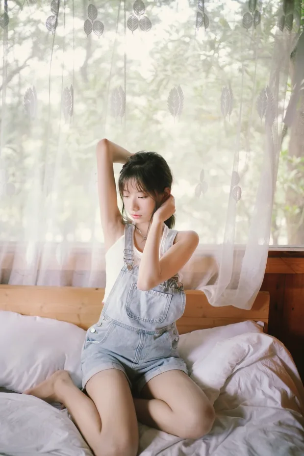 [艺图语]2023.02.05 Vol.2977 小木屋里的青春[21P] 8