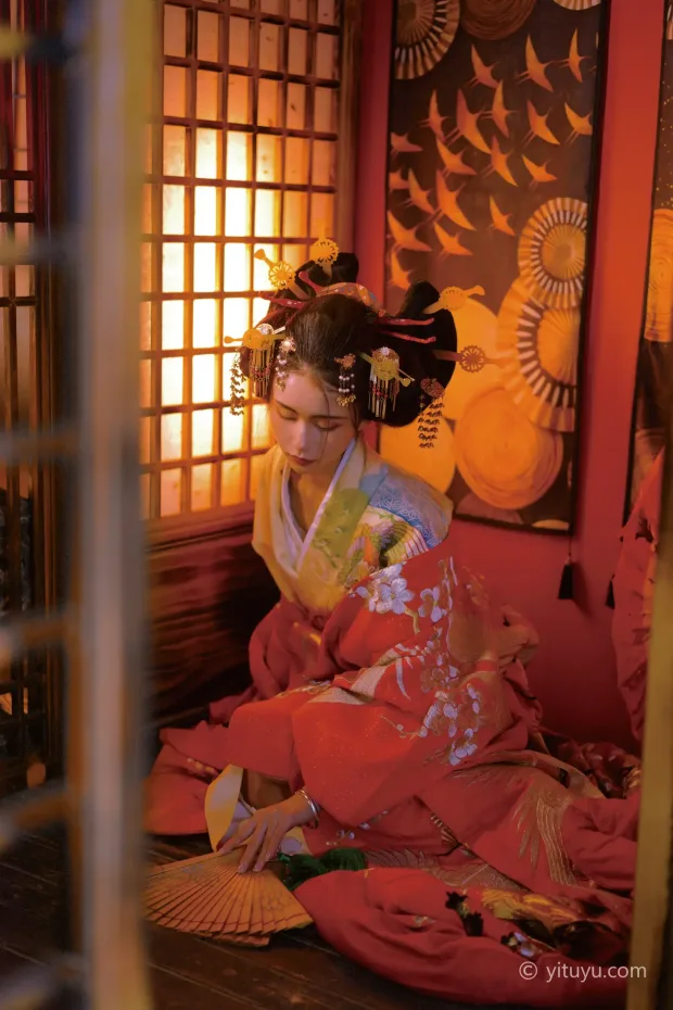 [艺图语] 2021.07.12 Vol.089 – 洛阳花魁 小圆[40P] 4