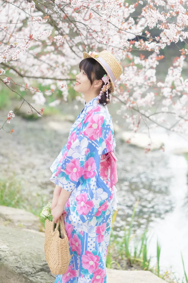 [艺图语]2023.02.08 Vol.2995 春日花和服[31P] 8