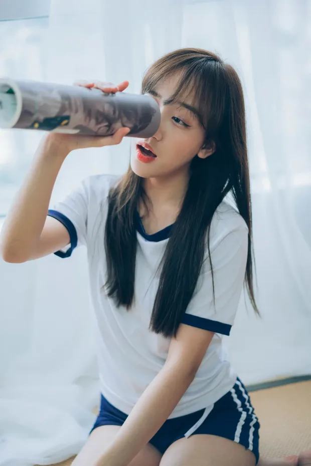 [艺图语] 2021.11.02 Vol.412 – 女摄影师 D[24P] 6