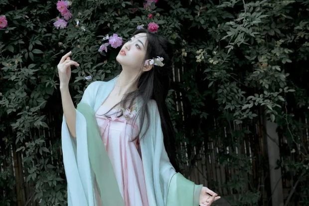 [艺图语]2024.06.01 Vol.3056 – 蔓蔓青萝[24P] 6