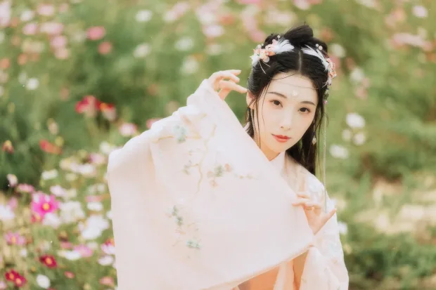 [艺图语] 2021.09.03 Vol.230 – 繁花孤影 茶茶[24P] 5