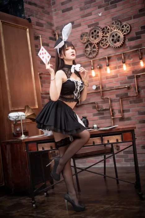 [街拍丝足] NO.079 乔乔儿 兔女郎 高跟美腿外拍[48P] 5