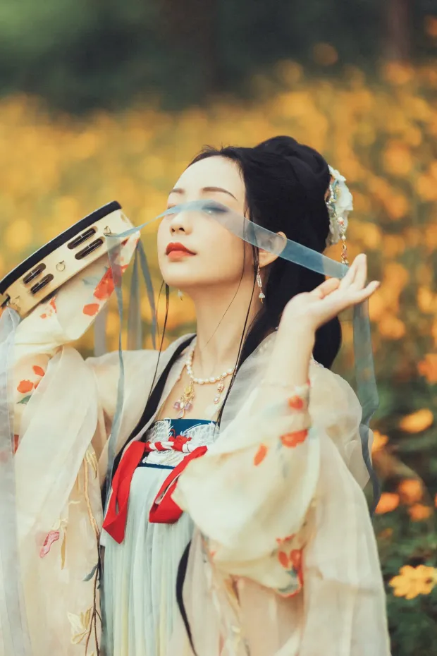 [艺图语] 2021.10.16 Vol.363 – 花期未央 Seven[38P] 6