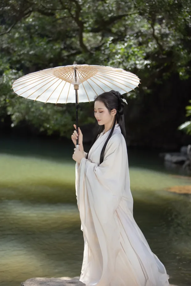 [艺图语]2022.12.27 Vol.2767 – 春色[33P] 7