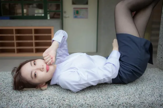 [街拍丝足] NO.164 林华 OL制服 高跟美腿外[42P] 3