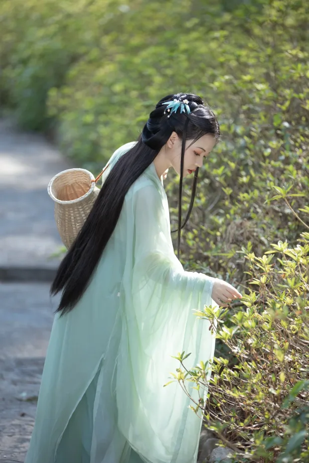 [艺图语]2023.01.12 Vol.2895 采茶纪[27P] 5