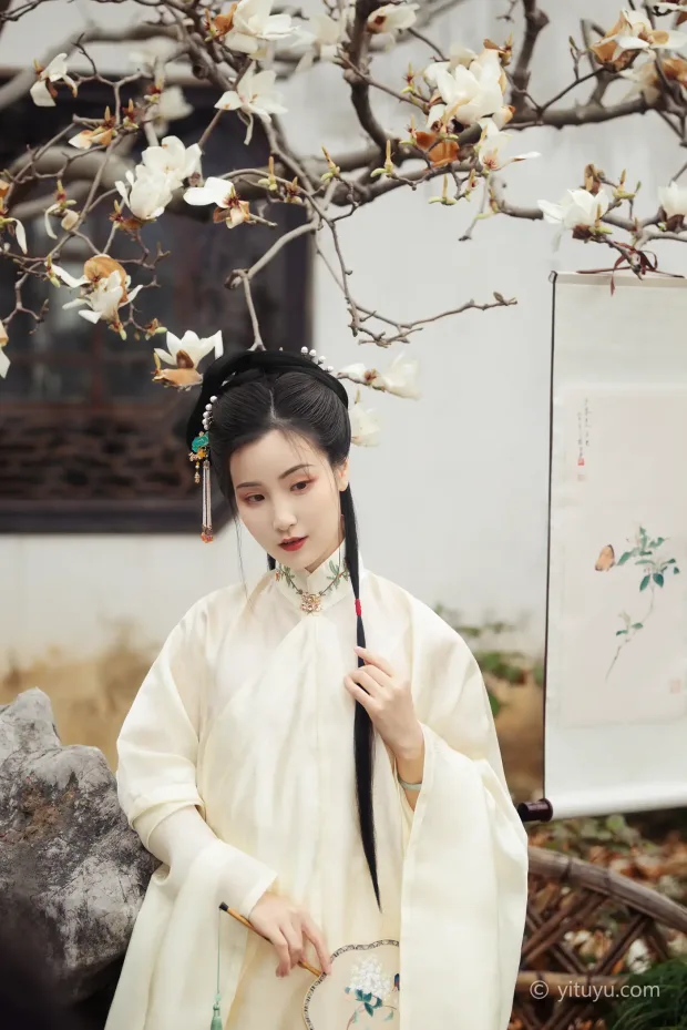 [艺图语] 2021.05.10 Vol.053 – 玉兰 金儿[23P] 6
