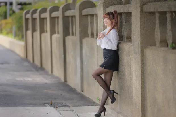 [街拍丝足] NO.237 OL黑丝制服高跟[296P] 4