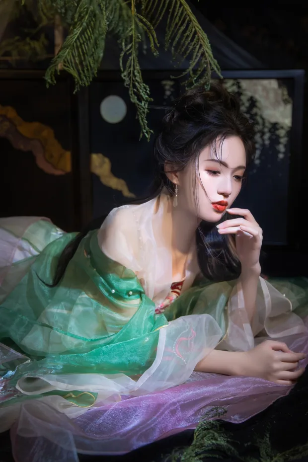 [艺图语]2023.03.09 Vol.3035 庭芜绿[30P] 8