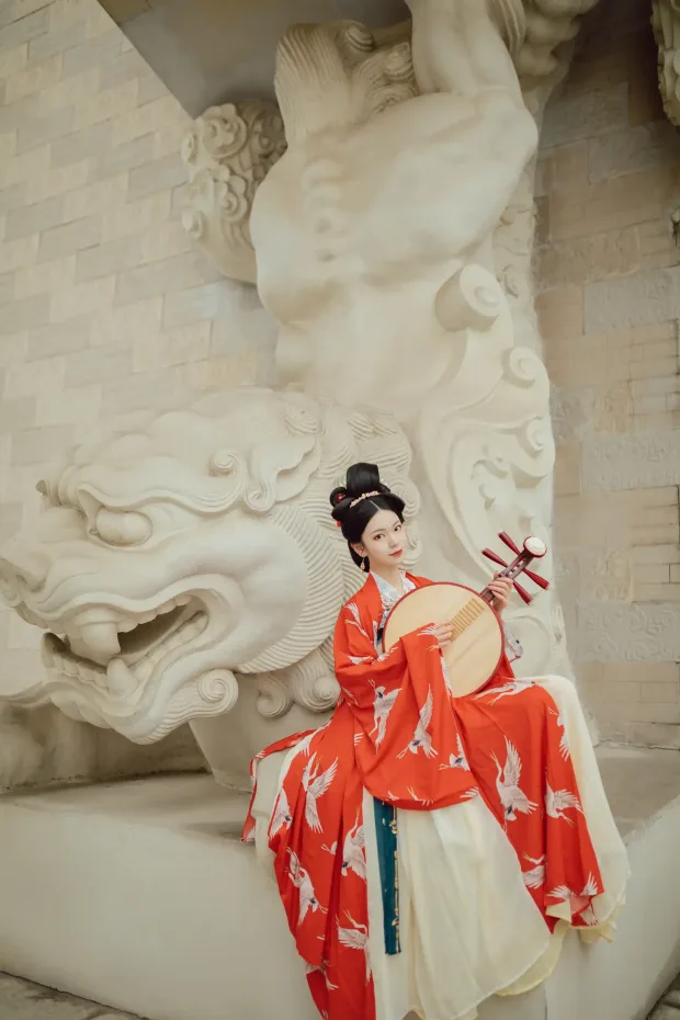 [艺图语] 2021.08.11 Vol.114 – 花露浓 薄荷[23P] 5