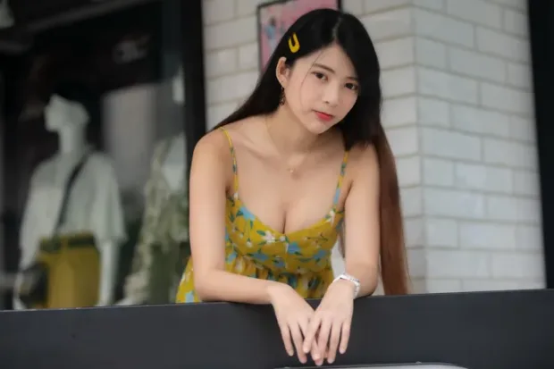 [街拍丝足] NO.090 湘芹 性感短裙 高跟美腿外拍[64P] 6
