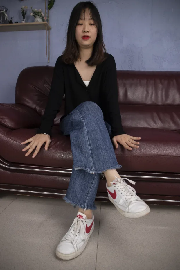 [南国足艺] NO.034 模特小娴两天的原味棉袜，性感的美脚诱惑[111P] 4