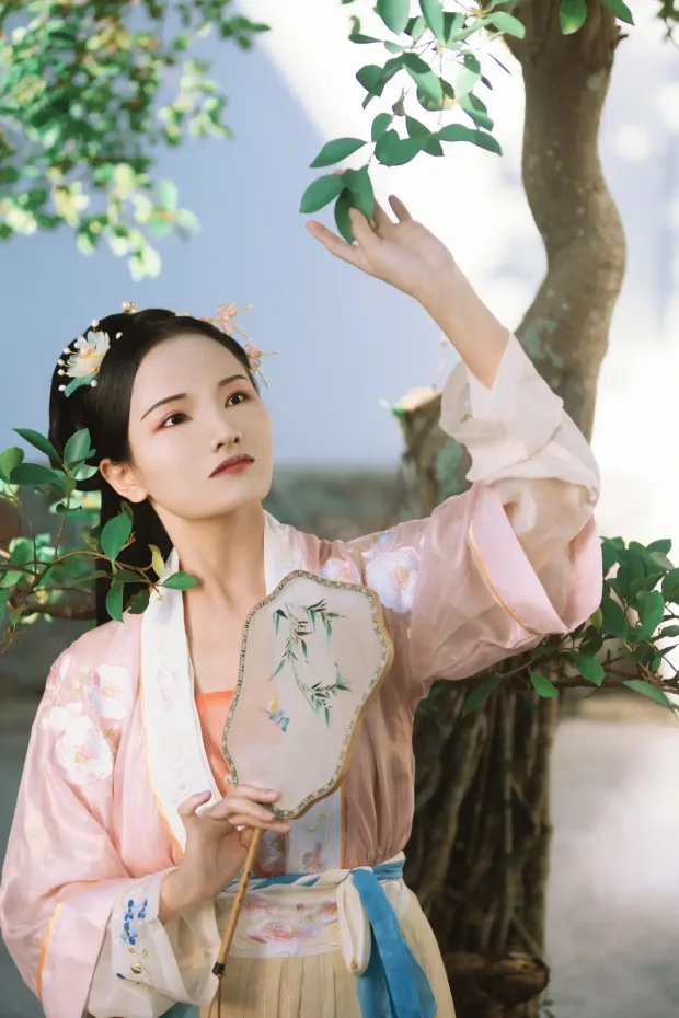 [艺图语] 2021.10.26 Vol.392 – 千万绪 清酒[22P] 5