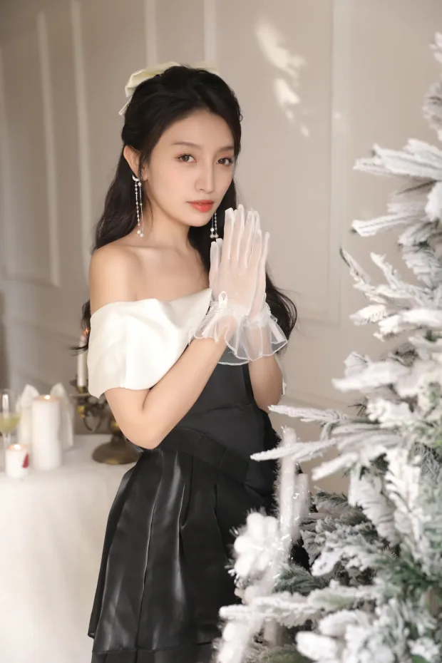 [艺图语]2022.12.08 Vol.2628 – 千金圣诞[35P] 7