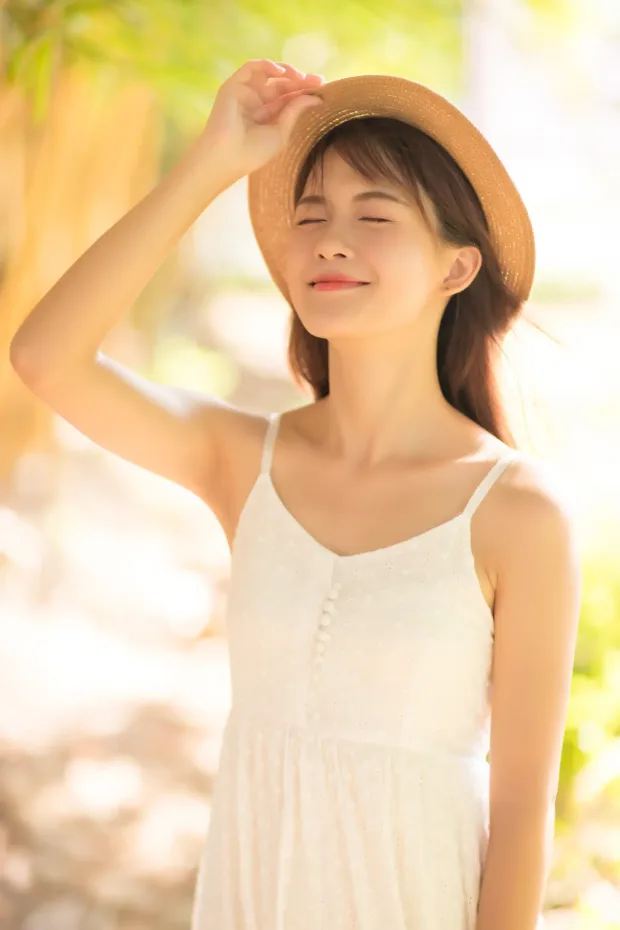 [艺图语] 2021.08.23 Vol.163 – 光照进的地方 晓颖[23P] 5