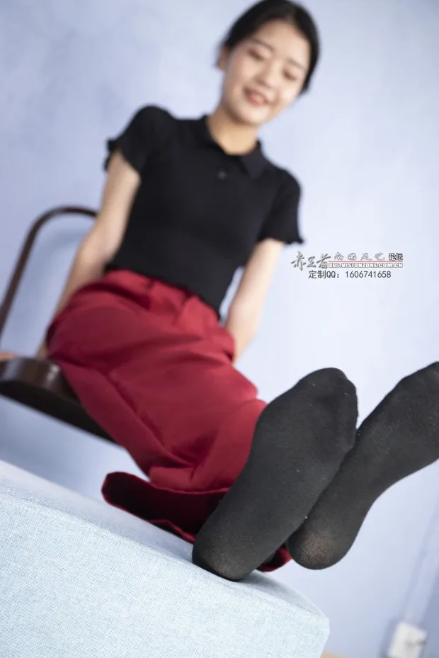[南国足艺] NO.013 气质美女小雨试镜，修长性感的美脚，脚型真漂亮，人美脚更美[81P] 3