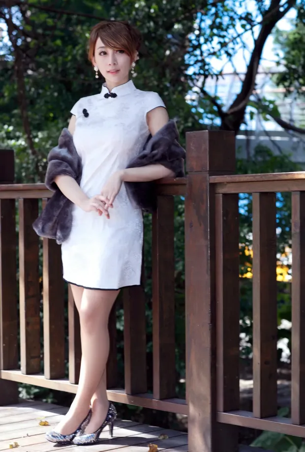 [街拍丝足] NO.212 小优 短旗袍丝袜高跟美腿[78P] 2