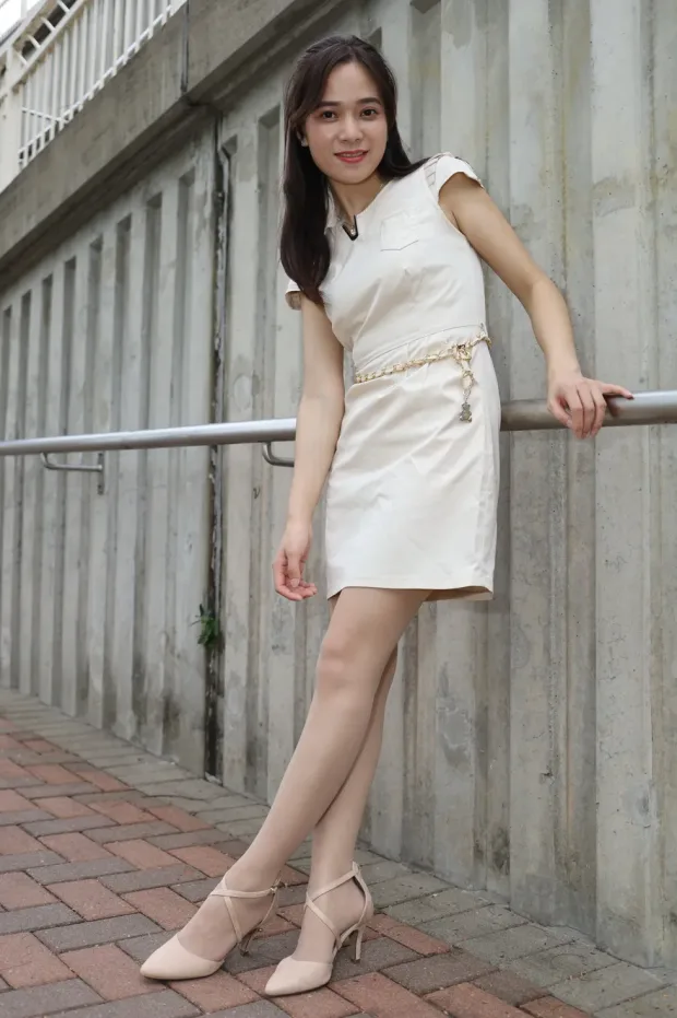 [街拍丝足] NO.107 Vency Shen 米色连衣裙丝袜高跟美腿[70P] 3