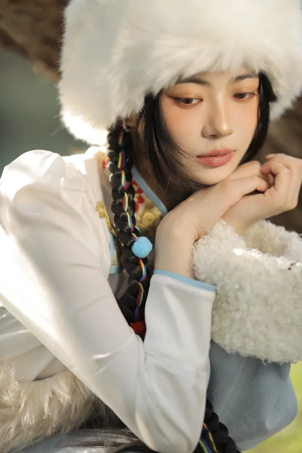 [艺图语]2023.01.06 Vol.2853 – 小卓玛[28P] 7