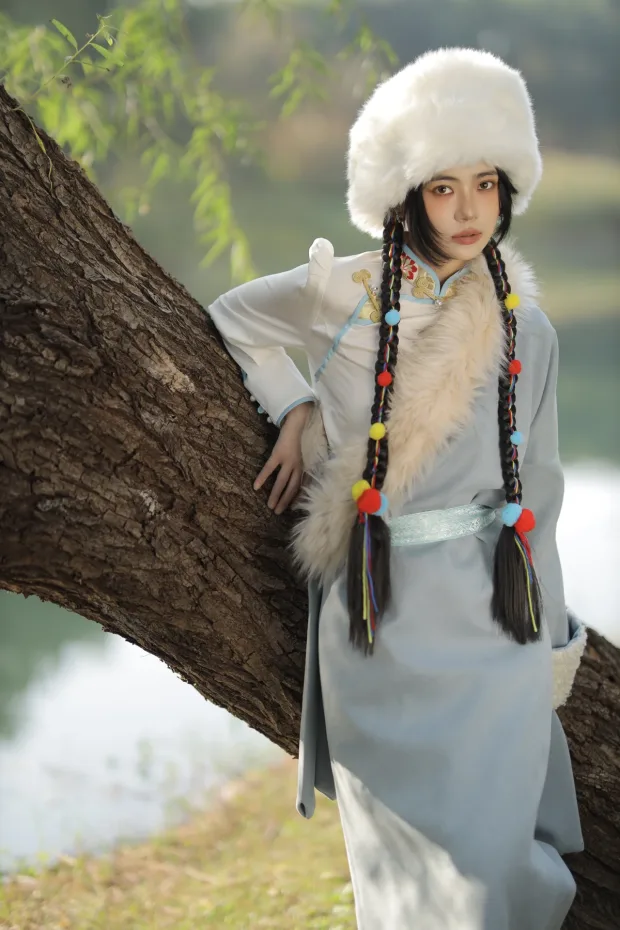 [艺图语]2023.01.06 Vol.2853 – 小卓玛[28P] 4