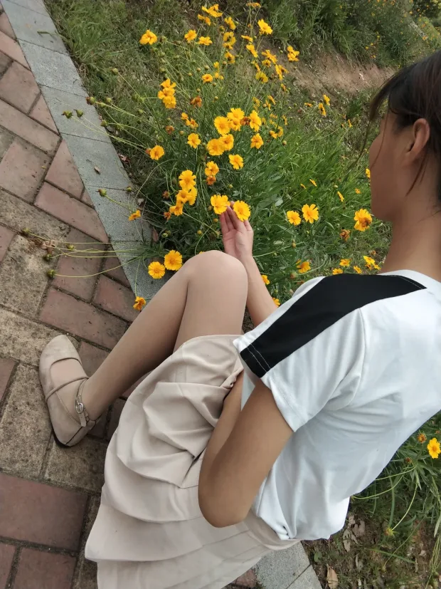 [街拍丝足] NO.016 肉丝绑带平底鞋[24P] 2