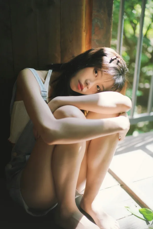 [艺图语]2023.02.05 Vol.2977 小木屋里的青春[21P] 6