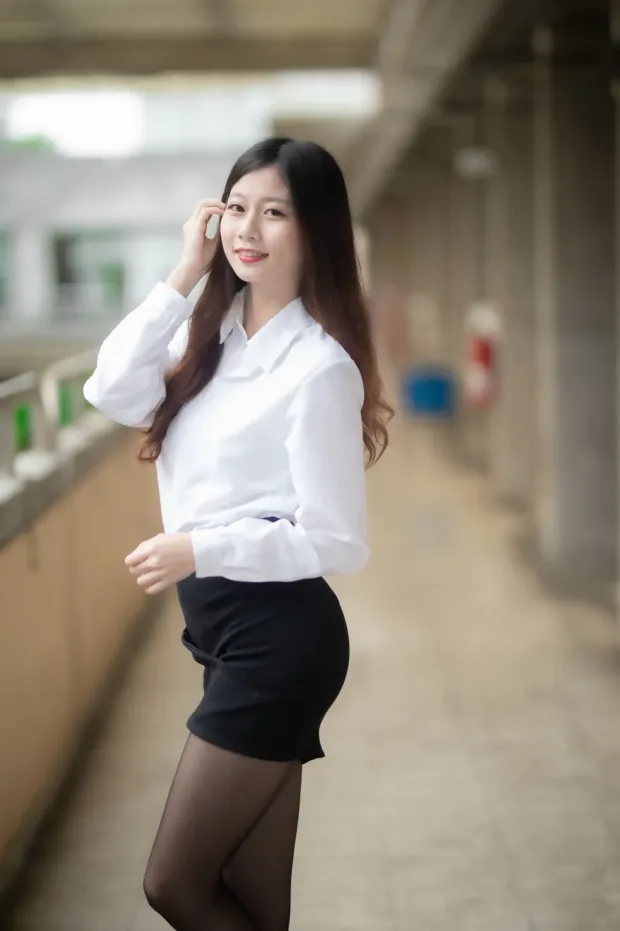 [街拍丝足] NO.128 Dolly Liu OL黑丝高跟美腿[31P] 3